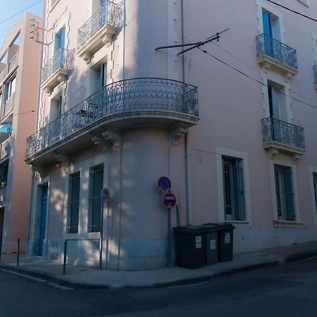 Emile Zola - Grand Appartement Proche Gare Et Polygone - Parking Gratuit- Beziers Exterior photo